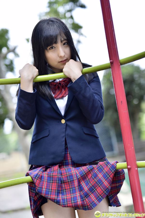 Satoshi Hirano << Bella ragazza ortodossa con lunghi capelli neri e pelle chiara! 