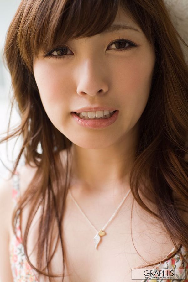 Xiangyue Yuri / Xiangyue Yuri [Graphis] Primeira Gravura 初 脱 ぎ 娘