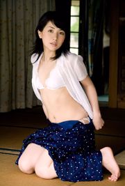 Atsumi Ishihara / Atsumi Ishihara „Gib mir deine Liebe“ [Image.tv]